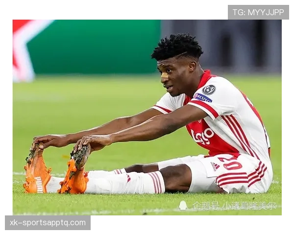 从中场新星到前场核心：库杜斯的角色进化